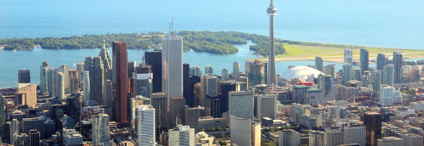 Toronto Ontario skyline with the CN Tower and the Toronto Islands